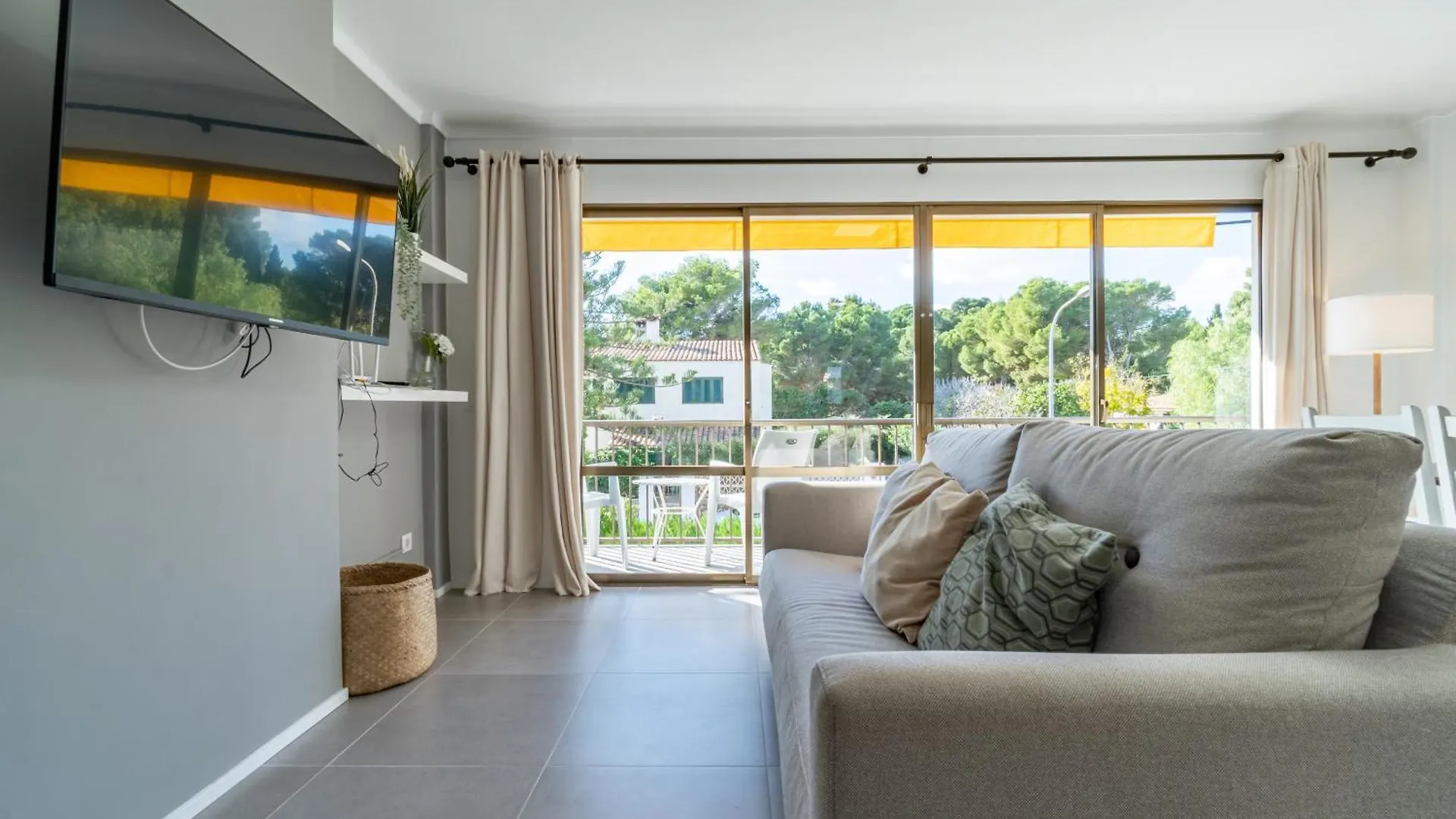 Ponent Cala Ratjada Apartments E 0*, Cala Ratjada (Mallorca) Spain