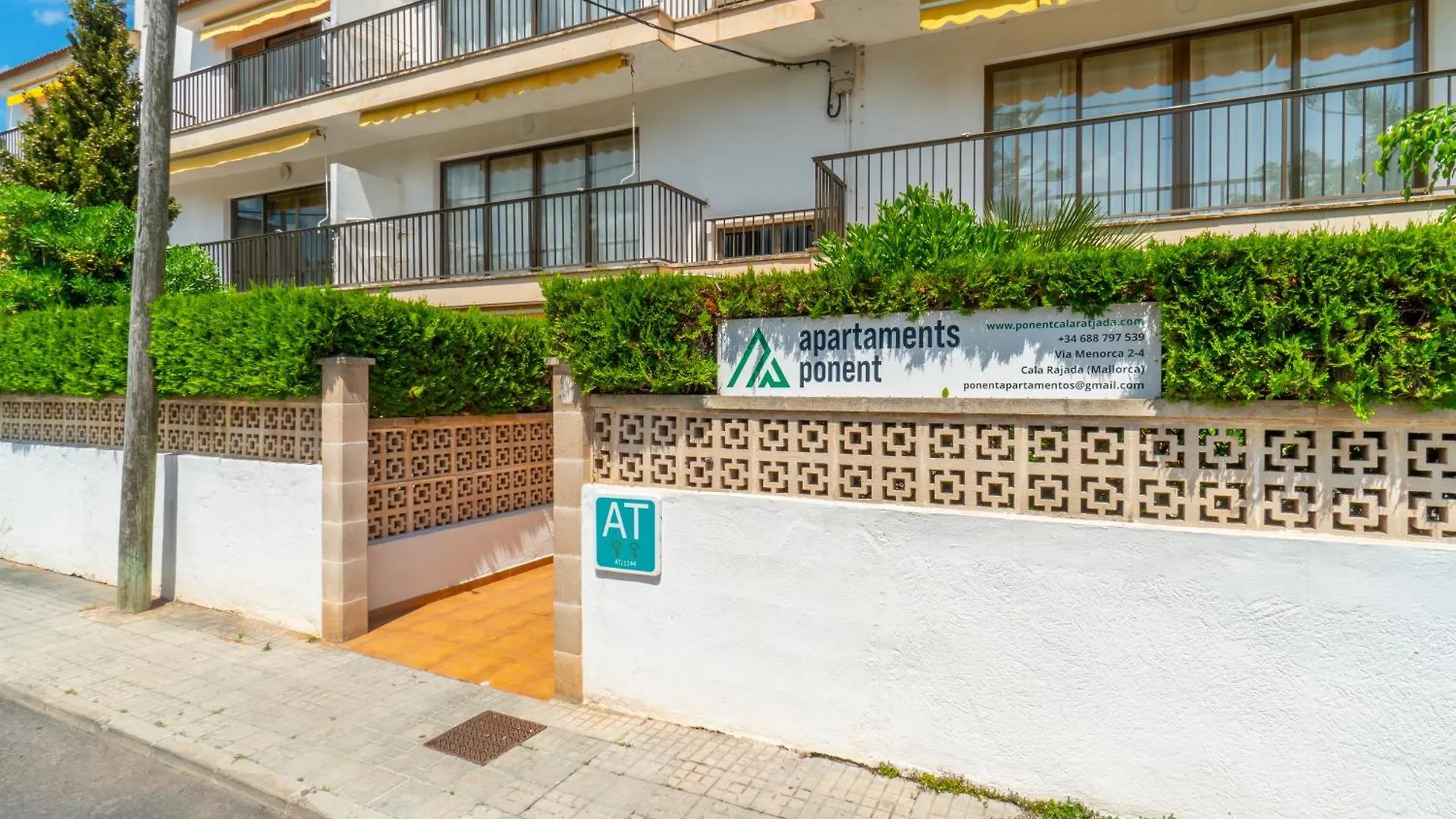 Ponent Cala Ratjada Apartments E 0*, Cala Ratjada (Mallorca) Spain